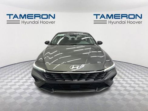 New 2026 Hyundai Elantra SEL Sport image 8