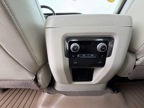 Used 2022 GMC Yukon Denali AWD/4WD image 42