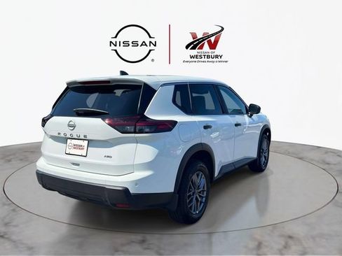 Used 2025 Nissan Rogue S AWD/4WD image 6