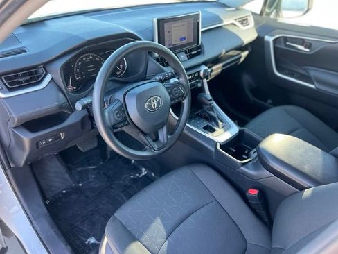Used 2024 Toyota RAV4 XLE AWD/4WD image 14