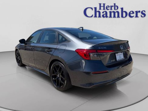 Used 2024 Honda Civic Sport image 3