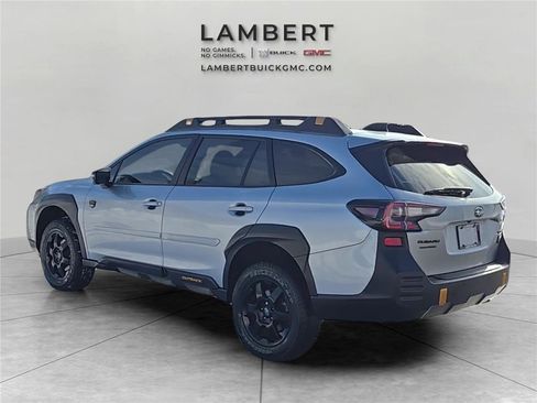Used 2022 Subaru Outback Wilderness image 3