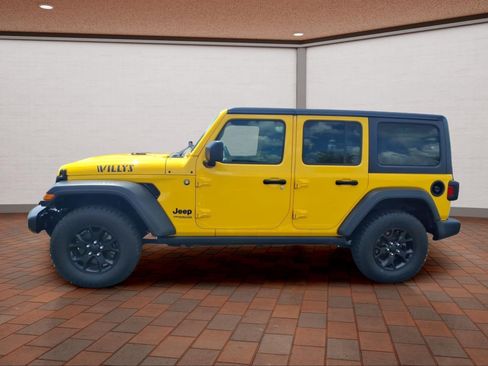 Used 2021 Jeep Wrangler Unlimited Sport AWD/4WD image 5