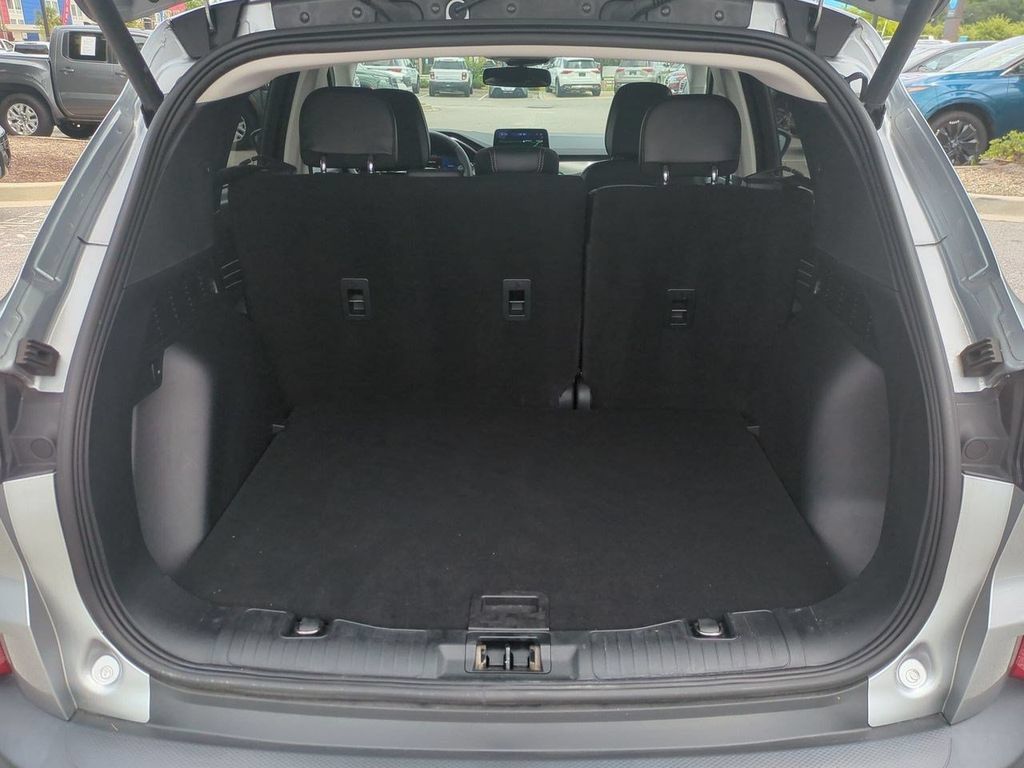 Used 2022 Ford Escape Titanium w/ Class II Trailer Tow Package AWD/4WD image 33