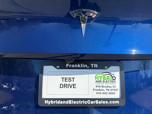 Used 2023 Tesla Model Y Long Range image 4