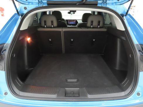 Used 2025 Chevrolet Trax ACTIV w/ Sunroof Package FWD image 23