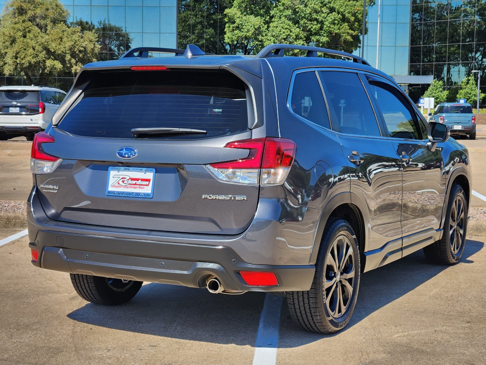 Used 2023 Subaru Forester Limited AWD/4WD image 6