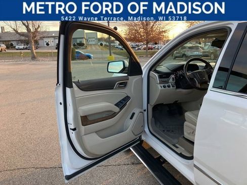 Used 2019 GMC Yukon Denali w/ Denali Ultimate Package image 11