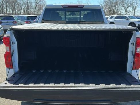 Used 2023 Chevrolet Silverado 1500 LT image 26