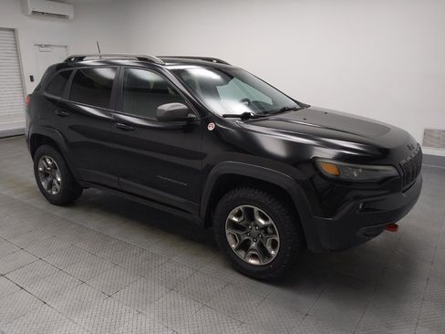 Used 2019 Jeep Cherokee Trailhawk w/ Comfort/Convenience Group AWD/4WD image 11
