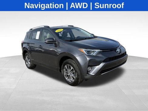 Used 2016 Toyota RAV4 XLE image 1