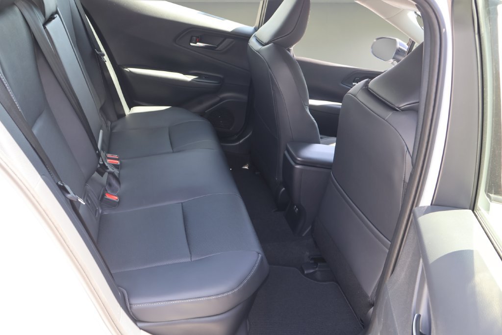 Certified 2026 Toyota Prius FWD image 17