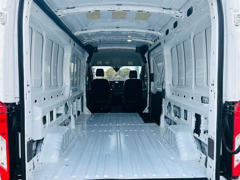 Used 2021 Ford Transit 250 Medium Roof image 9