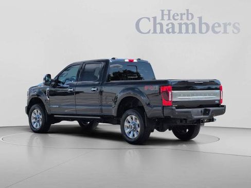 Certified 2022 Ford F350 Platinum w/ FX4 Off-Road Package AWD/4WD image 3