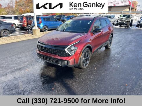 Certified 2025 Kia Sportage X-Line image 3