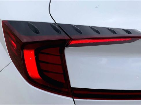 Used 2022 Hyundai Sonata Limited w/ Preferred Accessory Package FWD image 29