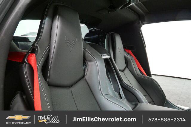 Used 2025 Chevrolet Corvette Z06 w/ Z07 Performance Package RWD image 19