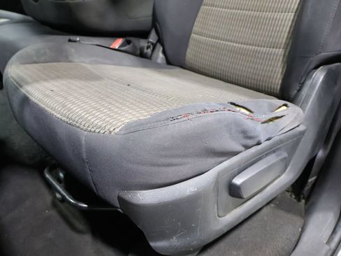 Used 2010 Dodge Ram 1500 Truck ST w/ ST Popular Equipment Group AWD/4WD image 12