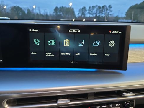 New 2026 Hyundai Ioniq 9 Limited image 24