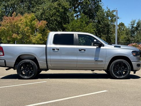 Used 2023 RAM 1500 Big Horn AWD/4WD image 3