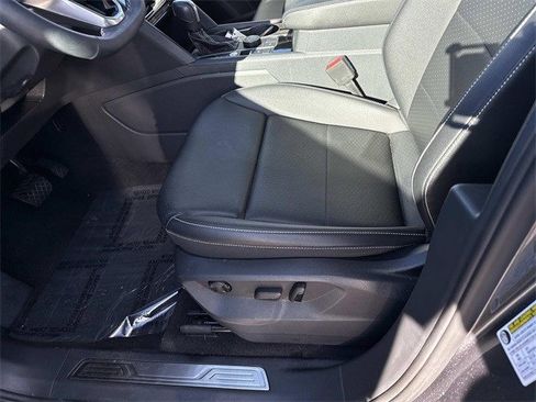 Used 2023 Volkswagen Atlas SE image 15