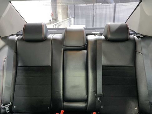 Used 2015 Toyota Camry XSE image 22