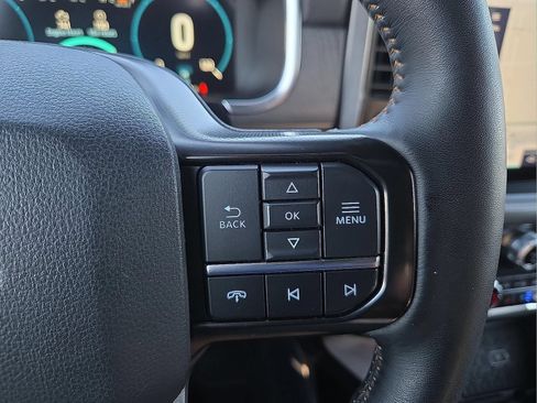 Used 2023 Ford F150 Platinum AWD/4WD image 18