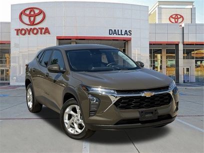 Used 2024 Chevrolet Trax LS w/ LS Convenience Package