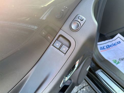 Used 2011 Chevrolet Camaro SS image 19