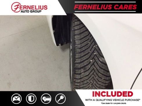 Used 2019 Toyota Avalon Limited image 15