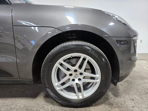 Used 2018 Porsche Macan image 59