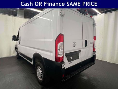 Used 2025 RAM ProMaster 2500 w/ Convenience Group FWD image 7