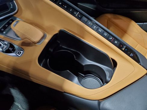 Used 2020 Chevrolet Corvette Stingray Preferred Cpe w/ 2LT Preferred Equipment Group image 30