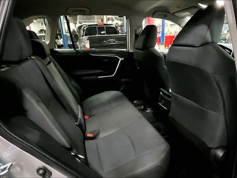Used 2024 Toyota RAV4 LE image 18
