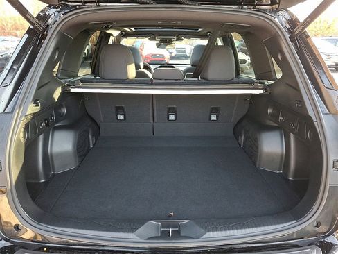 Certified 2025 Subaru Forester Premium image 29