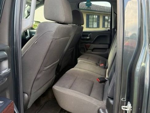 Used 2017 GMC Sierra 1500 SLE w/ SLE Value Package RWD image 7