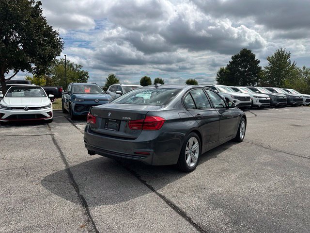 Used 2016 BMW 328i xDrive Sedan AWD/4WD image 17