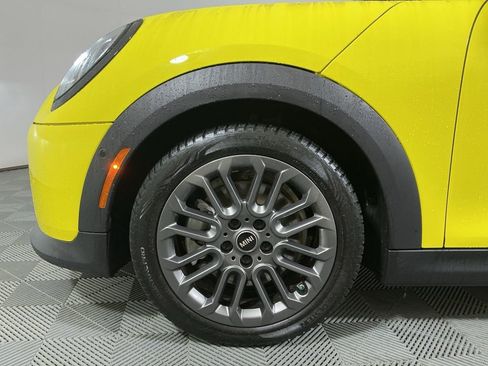 Certified 2025 MINI Cooper S image 9