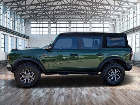 Used 2024 Ford Bronco Badlands AWD/4WD image 7