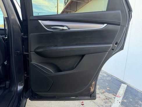 Used 2017 Cadillac XT5 Luxury w/ Driver Awareness Package image 27