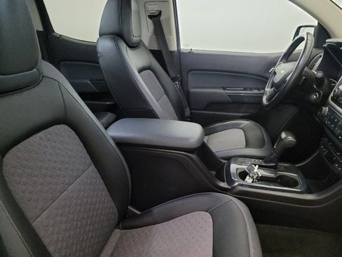 Used 2016 Chevrolet Colorado Z71 AWD/4WD image 21