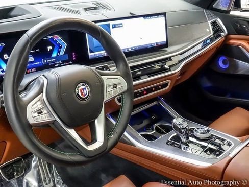 Used 2025 BMW ALPINA XB7 image 2