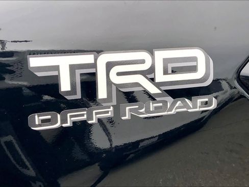 New 2025 Toyota Tacoma TRD Off-Road image 15
