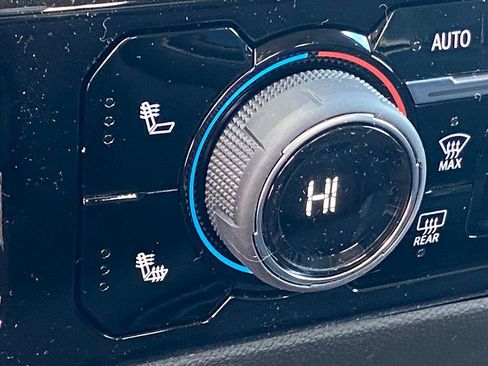 New 2026 Chevrolet Silverado 1500 LT w/ Z71 Off-Road Package image 17