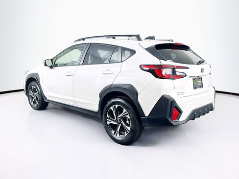 Used 2024 Subaru Crosstrek 2.0i Premium image 5
