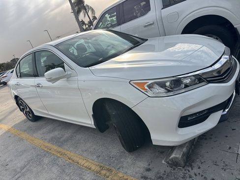 Used 2017 Honda Accord EX-L image 1