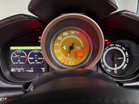 Used 2010 Ferrari California image 41