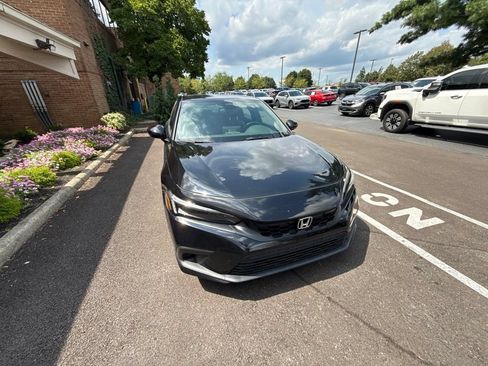 Used 2024 Honda Civic Sport image 3