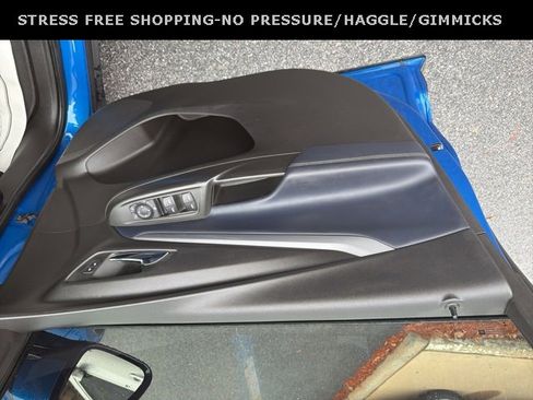 Used 2023 Chevrolet Bolt EUV LT w/ Convenience Package image 14