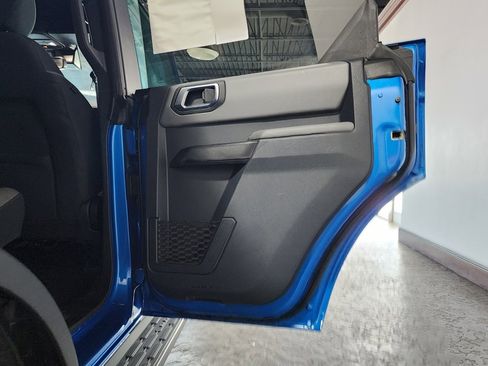 Used 2023 Ford Bronco Big Bend image 21